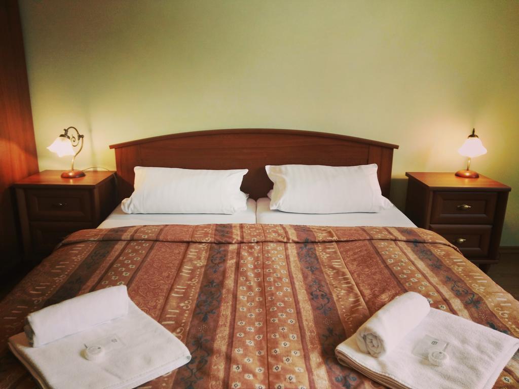 Hotel Derby Karlsbad Buitenkant foto
