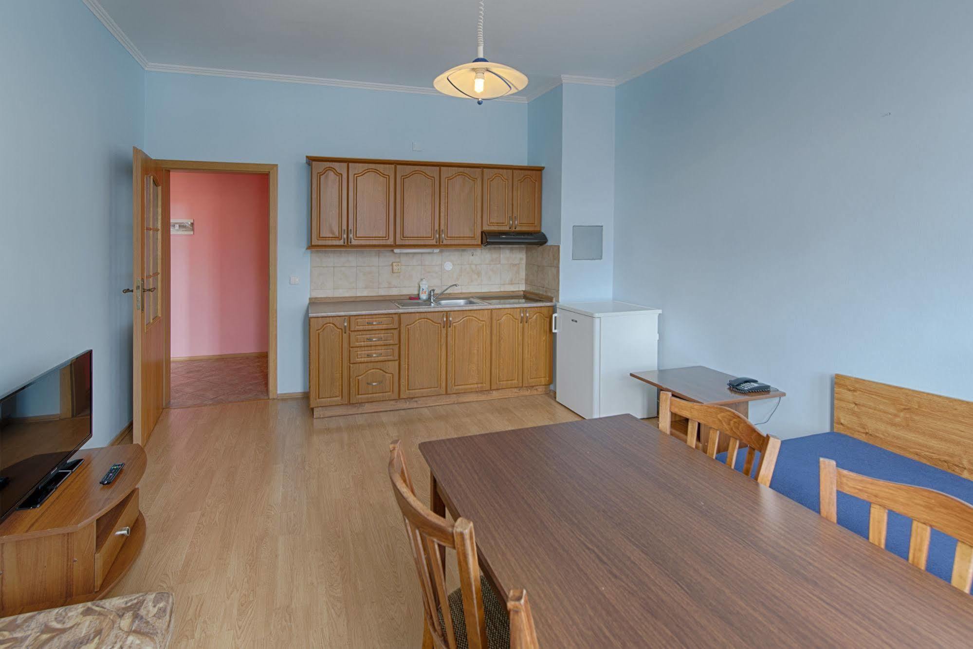 Hotel Derby Karlsbad Buitenkant foto