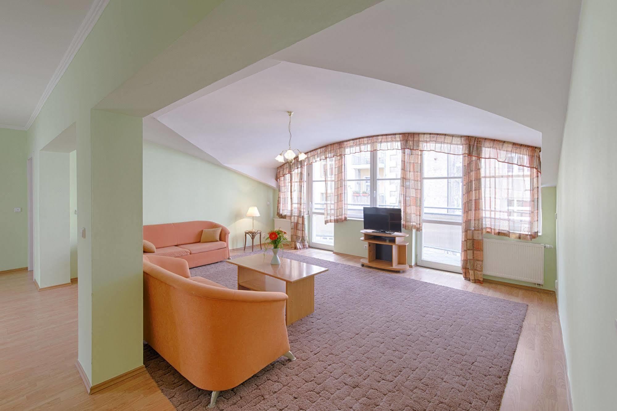 Hotel Derby Karlsbad Buitenkant foto