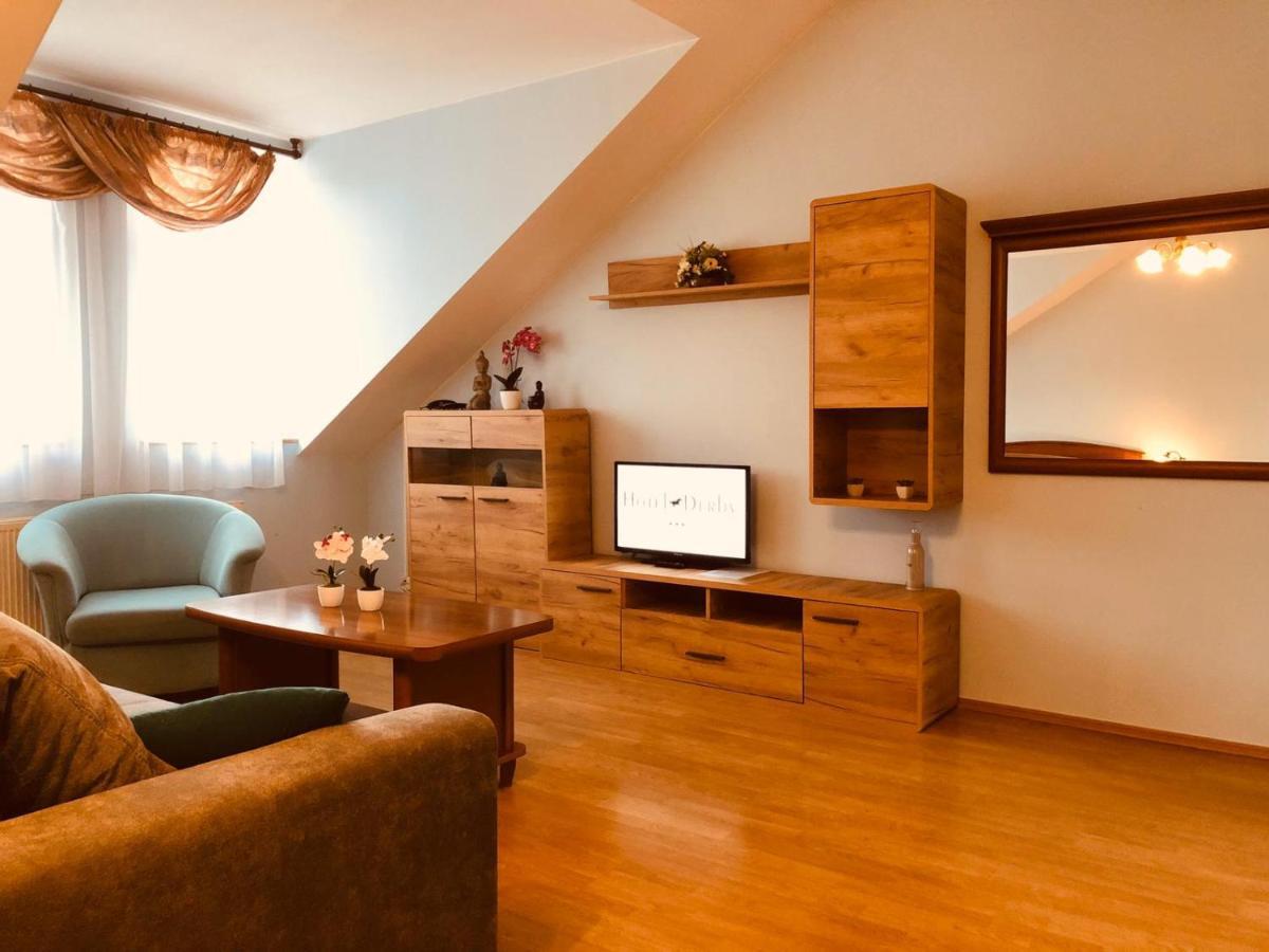 Hotel Derby Karlsbad Buitenkant foto